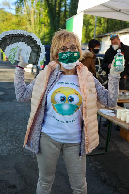 Iserlohner Bürger-Schützen-Verein: Pfingstmontag unterhalb vom Ballotsbrunnen - Iserlohn