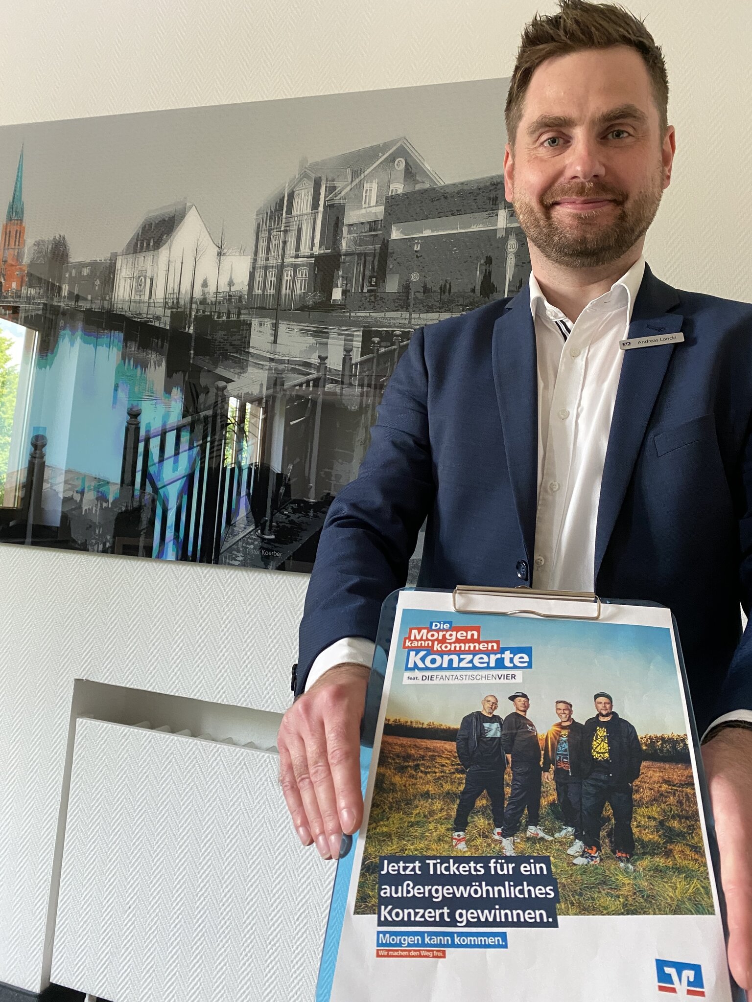 PromoBus kommt nach Dorsten Vereinte Volksbank verlost Tickets für