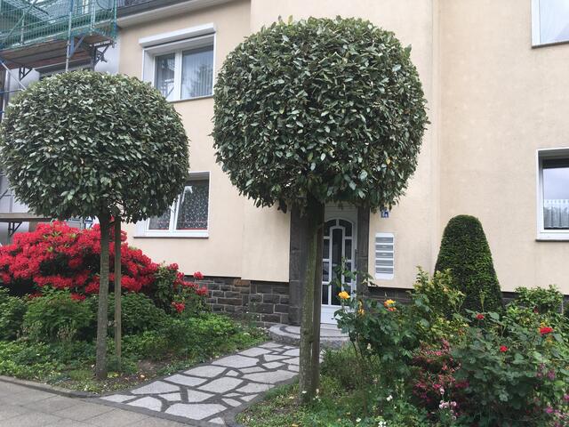 Auch vor dem Haus ist alles fein angelegt! ♥