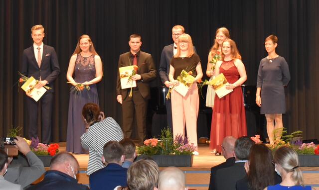 Die Q2 b, LK Geschichte von Studiendirektorin Anja Brolle | Foto: Dirk Kleinwegen