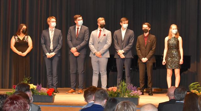 Q2 e, LK Mathematik von Oberstudiendirektor Klaus Hegel | Foto: Dirk Kleinwegen