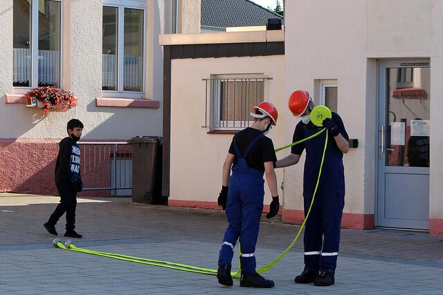 Foto  © Jürgen Thoms - Aus der Serie: Unterwegs mit Renate Nick bei der Jugendfeuerwehr in Unna-Massen 