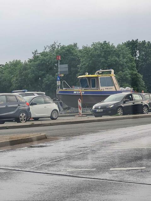 Einsatzboot aus Duisburg