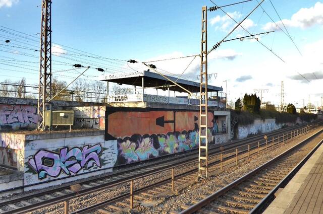 Graffiti am Bahnhof Essen-Frohnhausen