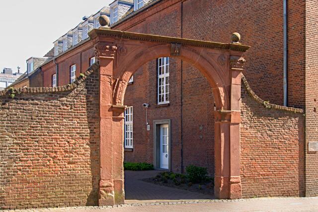 Torbogen, Stein, 1570