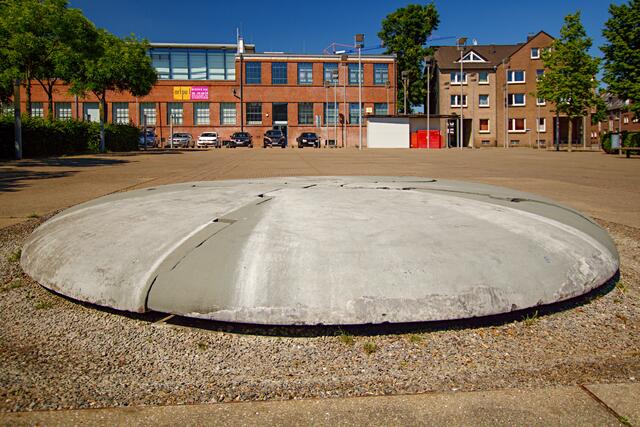 5 Erdteile, Stein, Ender 60er Jahre (Waldemar Kuhn)