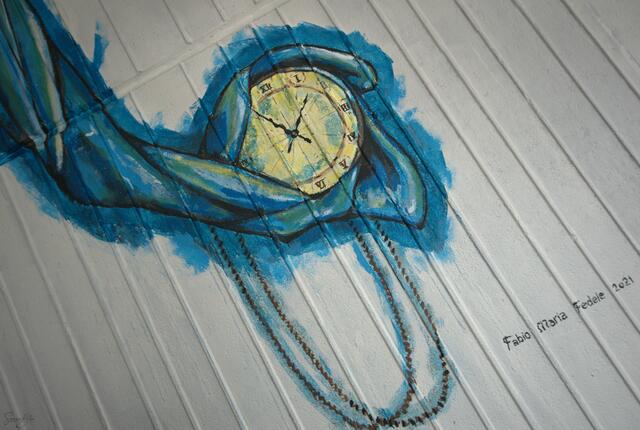 Fertig - Finito 
Die Zeit
"Genieße deine Zeit, denn du lebst nur jetzt und  heute. Morgen kannst du gestern nicht. mehr nachholen. Und später kommt früher als du denkst" (Albert Einstein)
#streetart #streetarphotography #art #streetartartist #graffit #graffitiphotogrphy #mural #stadtmarketing #krefelderperspektivwechsel #seidenweberhaus #fabiomariafedele #samarablue #samarabluephotoart #samarablueurbexart #dowhatyoulove #urbanart #urbanartphotography #sprüche #lyrik #lebensweisheiten #zitate
 | Foto: Samara Blue