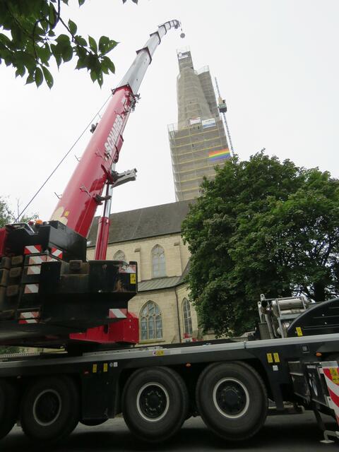 Schwerlastkran | Foto: Umbehaue