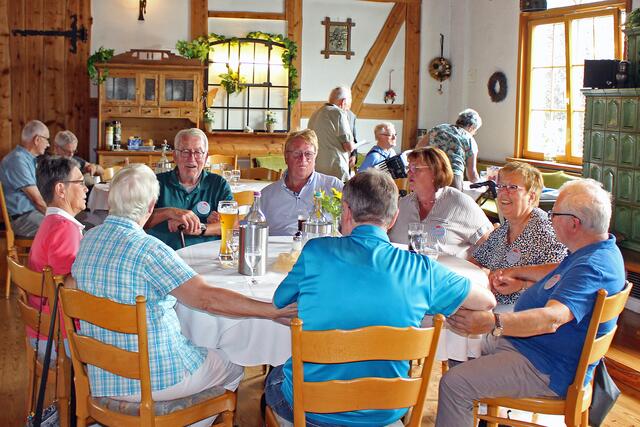 Foto  © Jürgen Thoms - Sommerfest 2021 des Parkinson Forums Unna e.V. im Landhaus Püttmann 