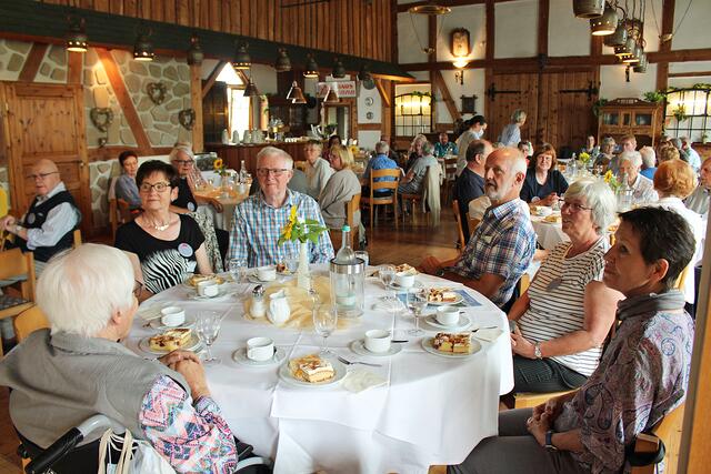 Foto © Jürgen Thoms - Bunt gemixt vom Sommerfest 2021 des Parkinson Forums Unna e.V. im Landhaus Püttmann 