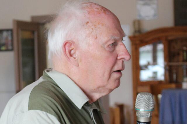 Foto  © Jürgen Thoms - Sommerfest 2021 des Parkinson Forums Unna e.V. im Landhaus Püttmann - stellv. Vorsitzender  Gerhard Kulik 