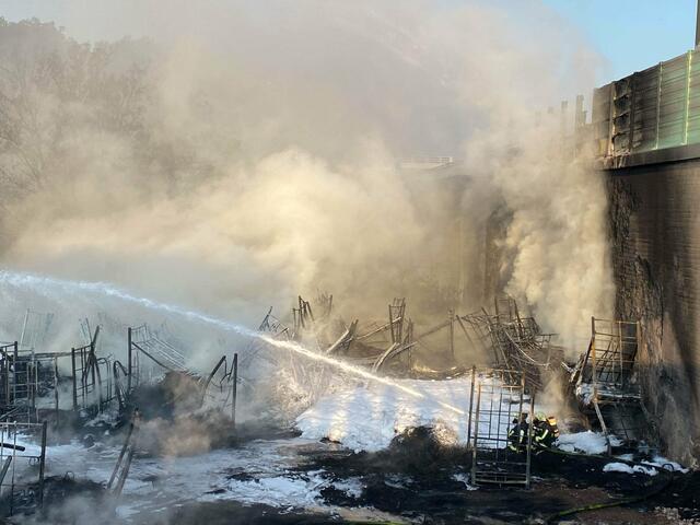 Die Folgen des Brandes werden Autofahrer noch monatelang zu spüren bekommen.