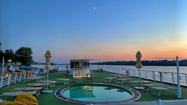 Abendstimmung an Bord in Rousse (Bulgarien)