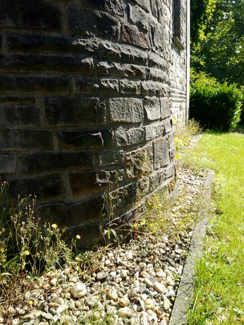 ANDERSEHEN´2021 auf einem Friedhof