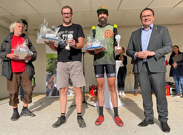 In der Einzelwertung belegte Thomas Kicinski aus Menden den ersten Platz mit 2.122 Kilometern auf vor Heinrich Humpert aus Iserlohn, 1.937 km auf Platz zwei sowie Thomas Salmen aus Hemer auf Rang drei, 1.571 Kilometer. Foto: Alexander Bange/Märkischer Kreis