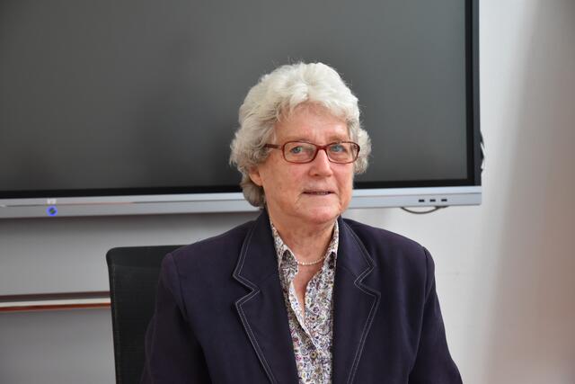 Renate Heine hat in den Gottesdiensten von Pfarrer Pohl Harmonium und auch Orgel gespielt. Foto: Dieter Klussmann