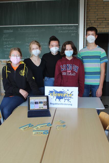 Zur Begabtenförderung "Cleverix" am Gymnasium Rheinkamp gehört nun auch das neue Programm "Junior Kulturtester".