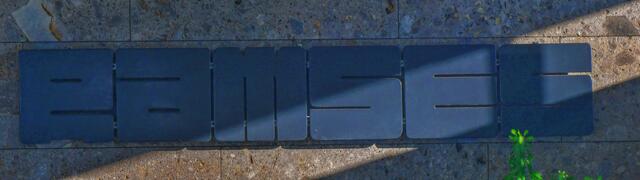 der Schriftzug "Ramses" befindet sich beim Schwimmbecken