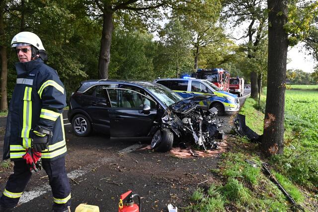 Am Donnerstagvormittag kam es in Haltern am See auf der Weseler Straße (B58), zwischen Jahnstraße und Granatstraße, zu einem Verkehrsunfall mit mehreren Verletzten und hohem Sachschaden. | Foto: Bludau
