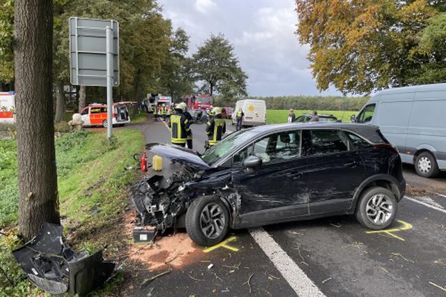 Am Donnerstagvormittag kam es in Haltern am See auf der Weseler Straße (B58), zwischen Jahnstraße und Granatstraße, zu einem Verkehrsunfall mit mehreren Verletzten und hohem Sachschaden. | Foto: Bludau