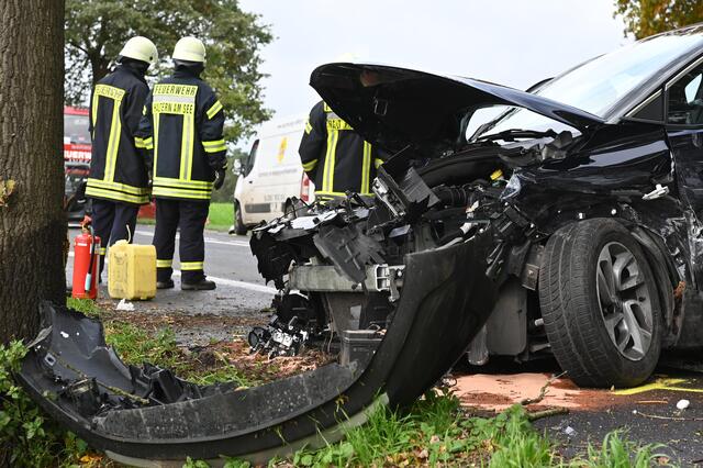 Am Donnerstagvormittag kam es in Haltern am See auf der Weseler Straße (B58), zwischen Jahnstraße und Granatstraße, zu einem Verkehrsunfall mit mehreren Verletzten und hohem Sachschaden. | Foto: Bludau