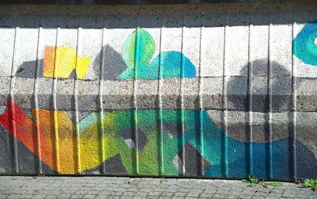 Fertig ...
Zwei Tänzer könnten das sein, oder was meinst du?
Complete ...
It could be two dancers, or what do you think? | Foto: Samara Blue Urbex Art