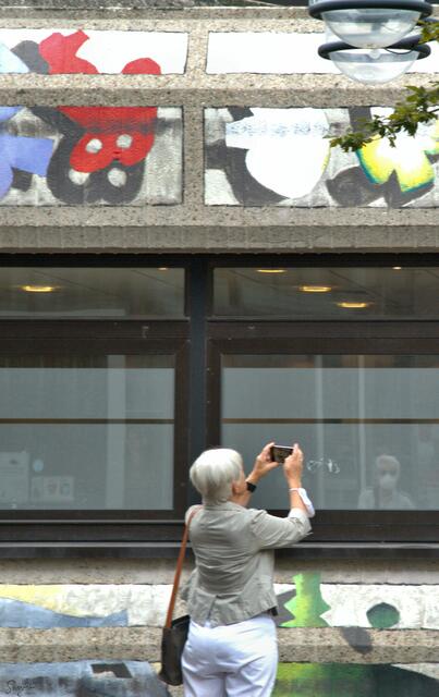 Fertig ...
Noch ein fotografierter Fotograf :-). Ich muss zugeben, dass das eines meiner beliebten Objekte ist ;-). 
Complete ...
Another photographed photographer :-). I have to admit that this is one of my favorite objects ;-). | Foto: Samara Blue Urbex Art