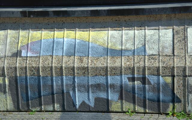 Fertig ...
Ein freundliches Wildschwein ...
... oder doch eine zu groß geratene Maus?
Complete ...
A friendly wild boar ...
... or is it a mouse that is too big? | Foto: Samara Blue Urbex Art