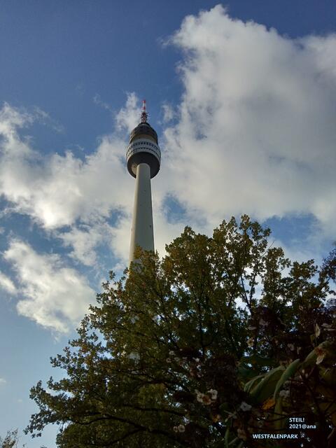 ganz nah, ganz steil ...der Florian TURM!!!