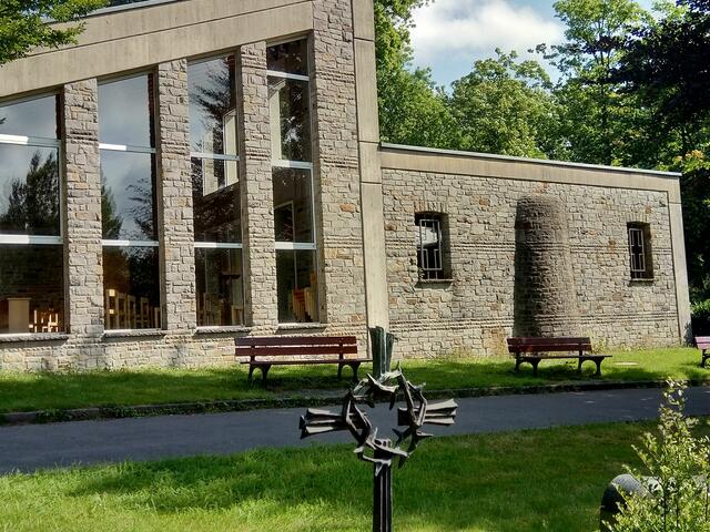 ...manchmal haben sogar Friedhöfe etwas SCHÖNES´ an sich