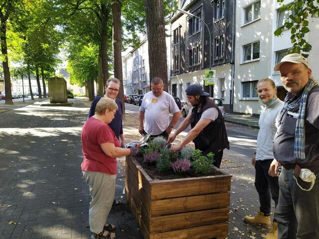 Das Hochbeet ist ein erster Schritt, um die Martener "Meile" attraktiver zu machen. | Foto: pr