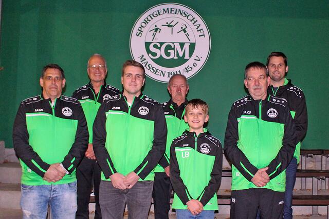 Foto © Jürgen Thoms (von links) Klaus-Dieter Rossa, Peter Hiddemann, Niklas Neumann, Friedhelm Kuhlmann, Linus Bresinsky, Ralf Borgschulte und Marc Vertgewall