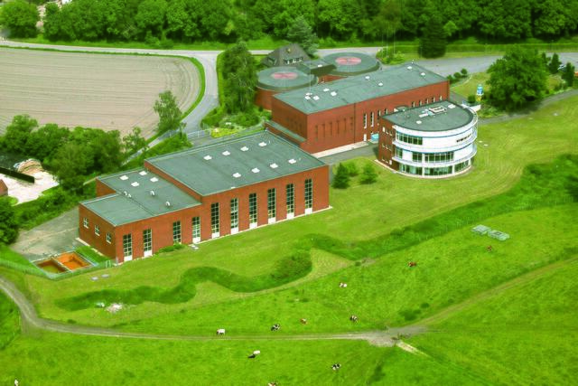 Die RWW Rheinisch-Westfälische Wasserwerksgesellschaft testet ihre Anlage zur Notromversorgung in ihrem Wasserwerk in Dorsten. Foto: RWW