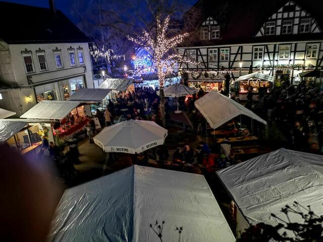 So kennen und lieben die Fröndenberger ihren Christkindelmarkt. Archiv-Foto: Stadt Fröndenberg