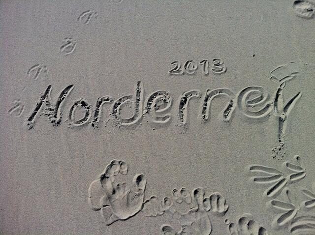 Das waren noch Zeiten: Unvergessliche Ferien auf Norderney. Schicken Sie uns Ihr schönstes Urlaubserlebnis. Foto: Anja Jungvogel