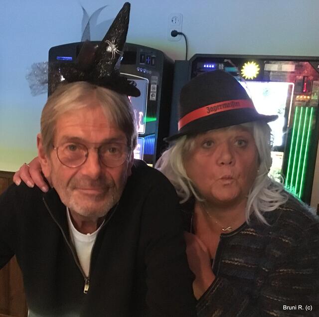 Zu vorgerückter Stunde am 1.11.2021