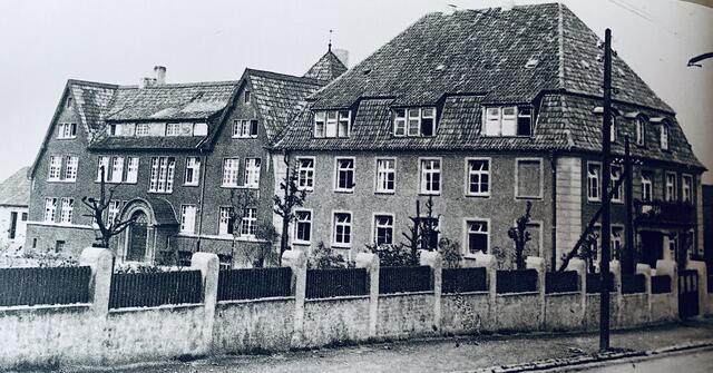 Das erste Gerther Krankenhaus von 1923 mit Erweiterung 1928