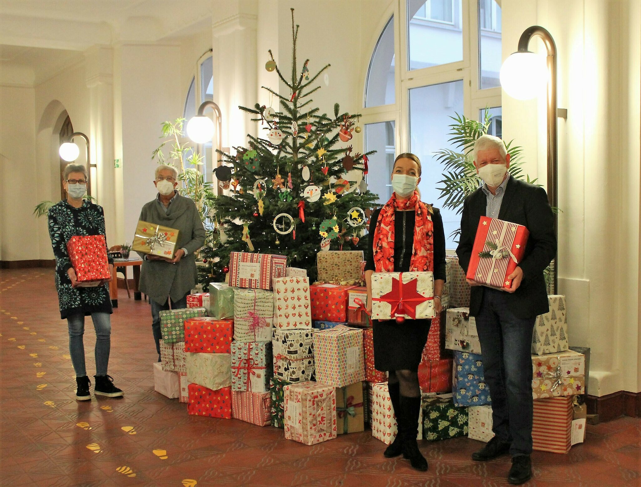 Ausgabe der Pakete ab dem 6. Dezember Endspurt bei der Aktion "Freude