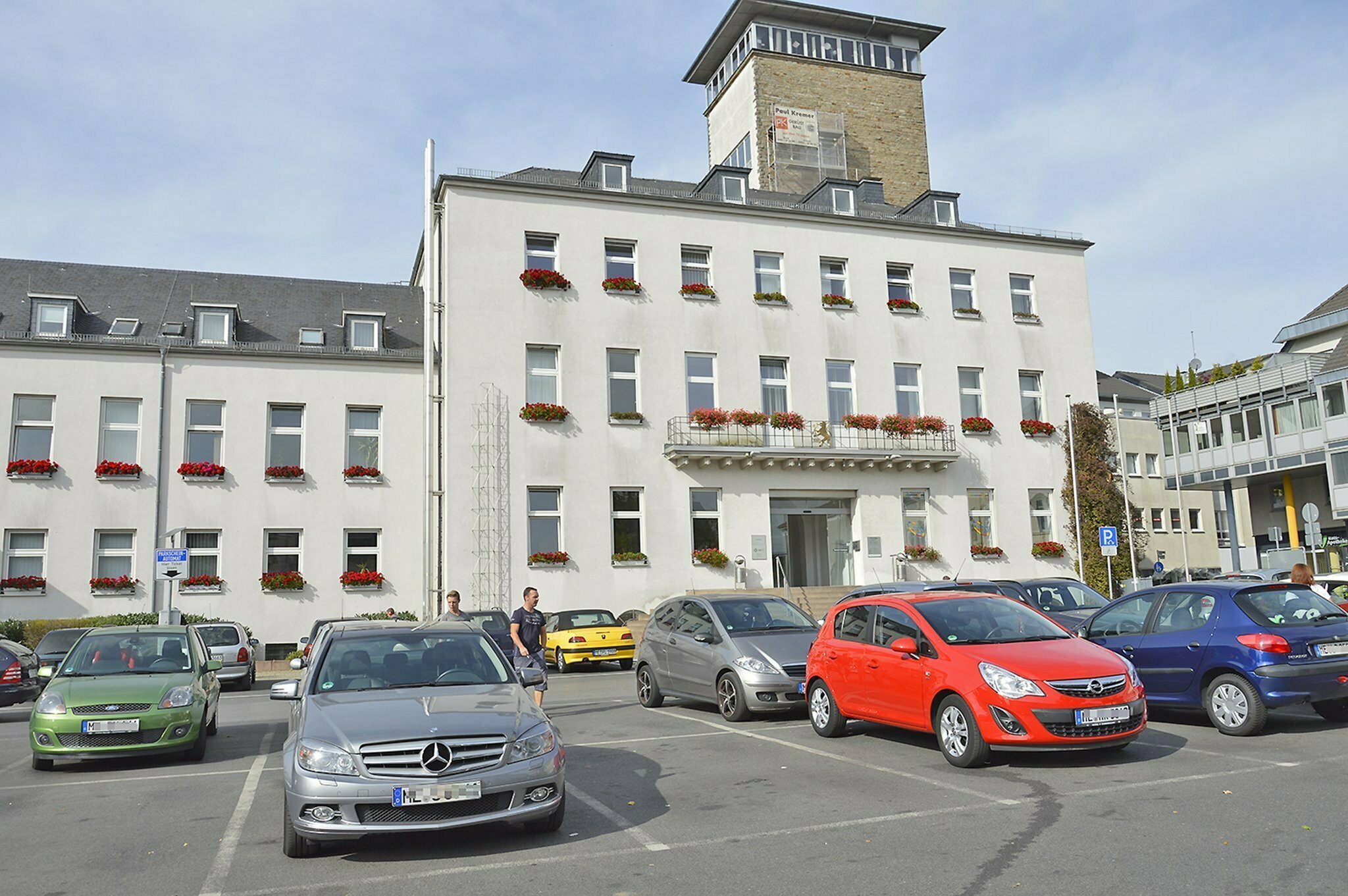 Zutritt nach 3GRegeln und mit Termin Velberter Rathaus weiterhin