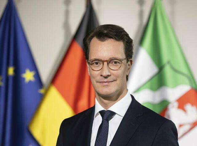 Ministerpräsident Hendrik Wüst „Zusammenhalt boostern. Jetzt Impfung auffrischen“