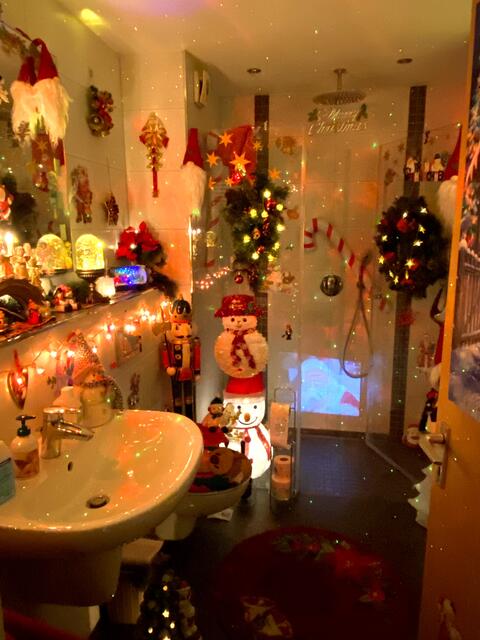 Weihnachtshaus Oberhausen Toilette , Bad 
