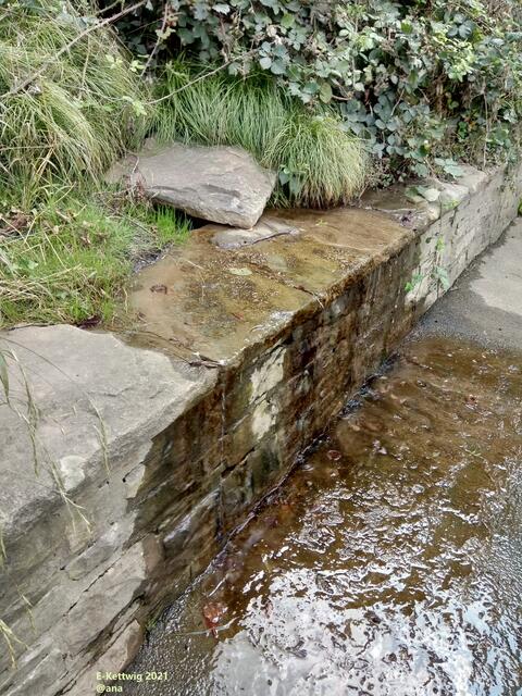 es plätschert so vor sich hin