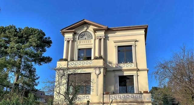 An der Rheinallee. | Foto: © Margot Klütsch