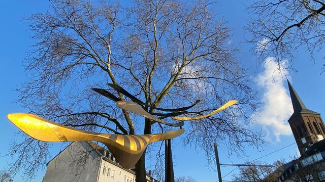 Jörg Wiele: Garuda (2002), Nikolaus-Knopp-Platz