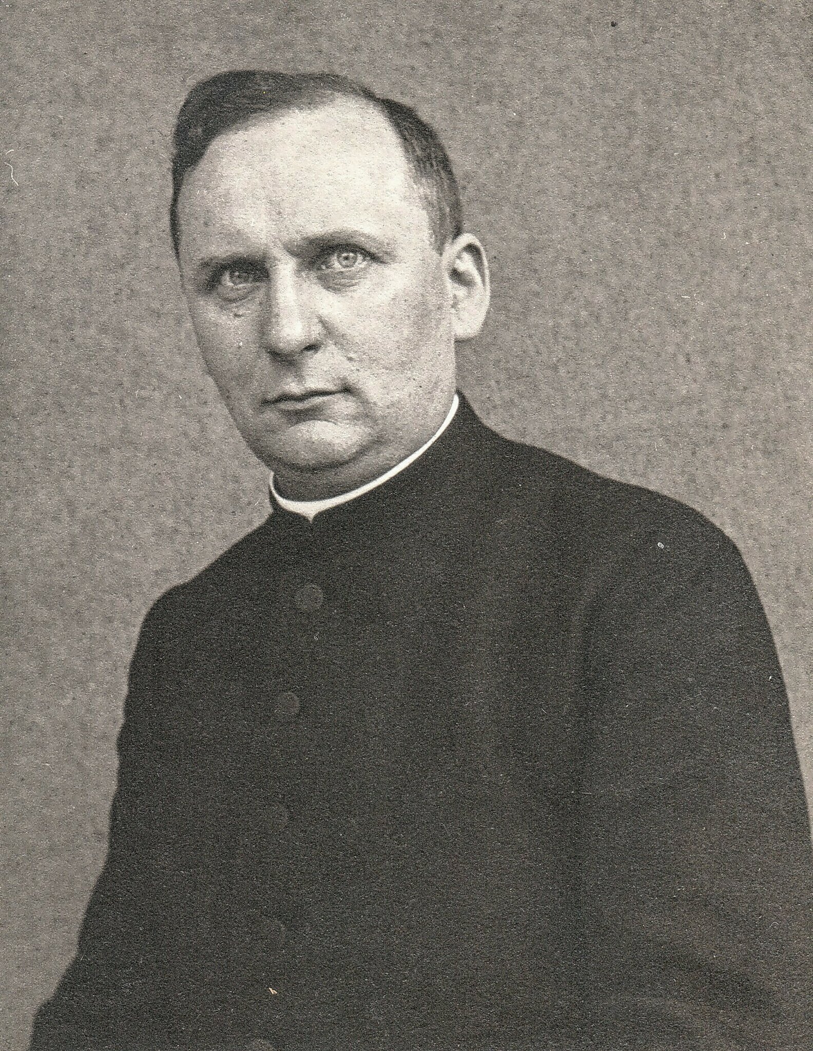 Geistlicher betrat in Gladbeck Neuland BrachthäuserStiftung initiiert Geistlicher betrat in Gladbeck Neuland BrachthäuserStiftung initiiert