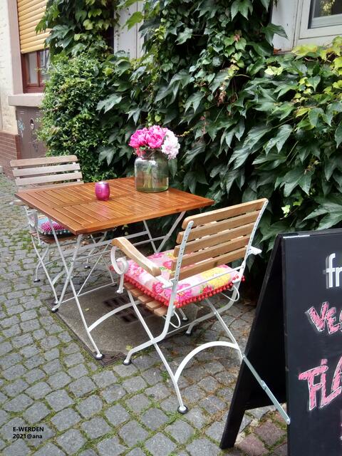 einfach nur hübsch :-)