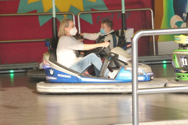"Endlich wieder Kirmes!", heißt es ab heute in Witten-Annen. Bis Montag drehen sich dort die Karussells.