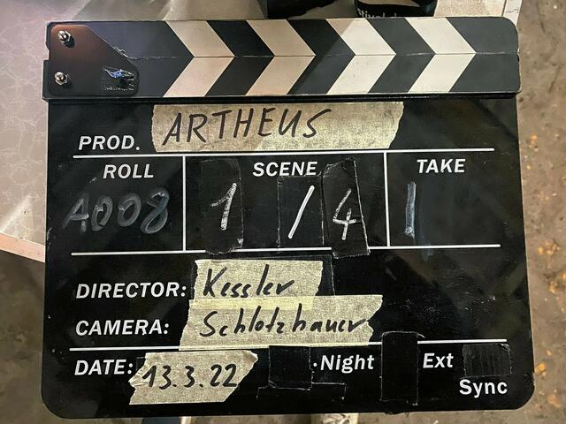 Klappe zu, Film ab: In Gelsenkirchen wurde der neue Kurzfilm "Artheus" von Urs Kessler gedreht - wegen Corona nur mit einer kleinen Crew. Foto: Victor Boldt