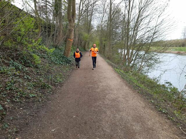 Immer am Kanal entlang