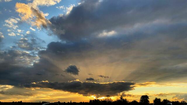 Dunkle Wolke mit goldenem Rand | Foto: von meiner Frau und mir
